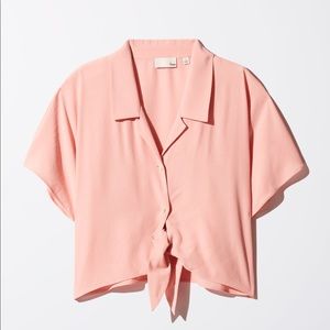 Button up Aritzia blouse